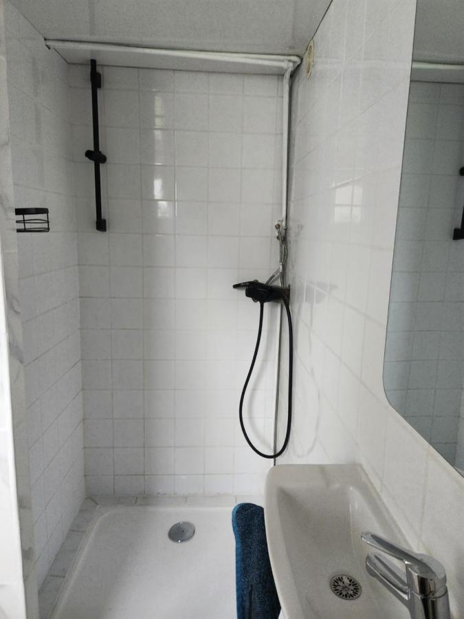 Studio, Pas De Collocation Possible Warmeriville Extérieur photo