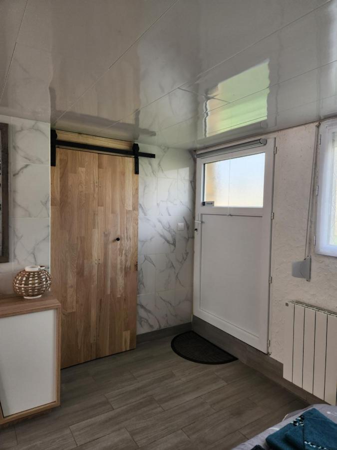 Studio, Pas De Collocation Possible Warmeriville Extérieur photo